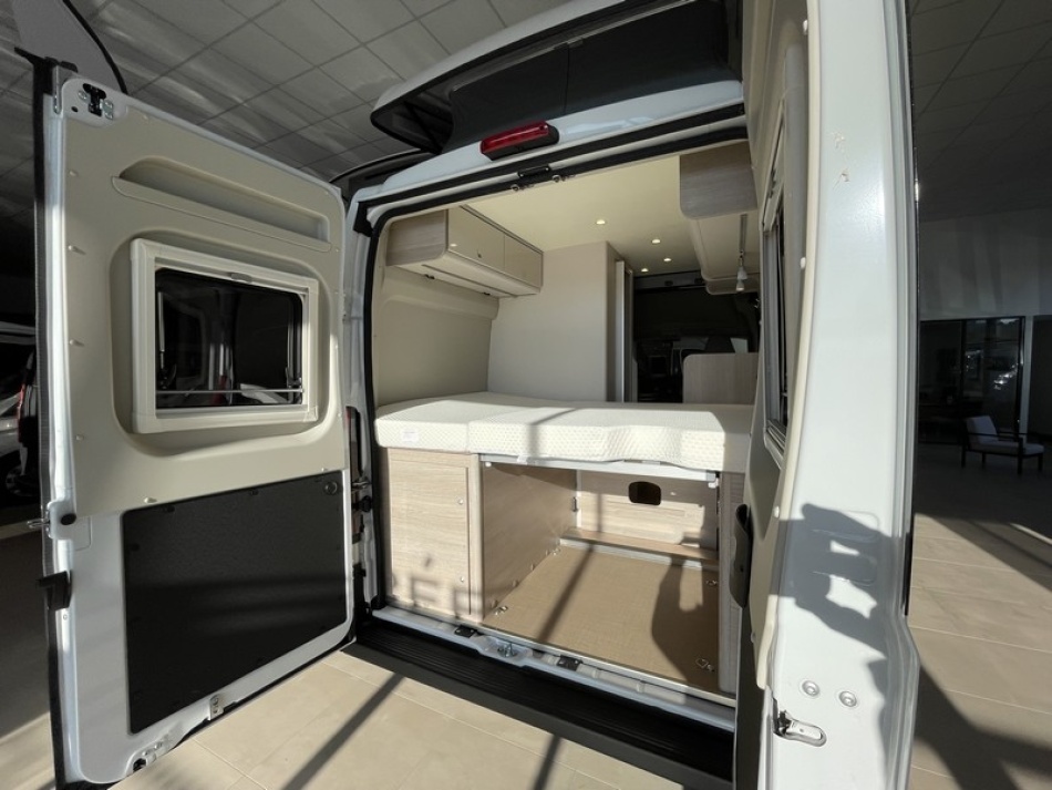 camping car BURSTNER - CAMPEO C 540 TOIT RELEVABLE modele 2023